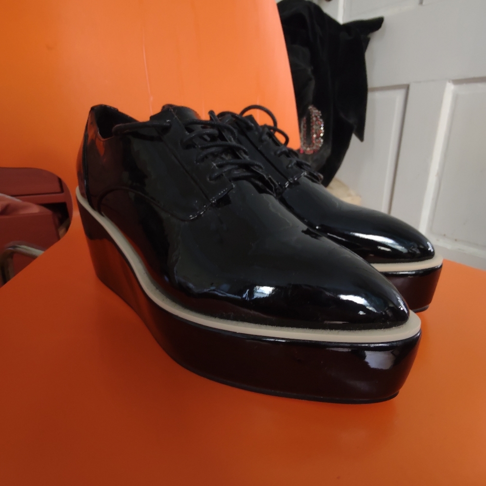 Design Lab Lord & Taylor platforms
